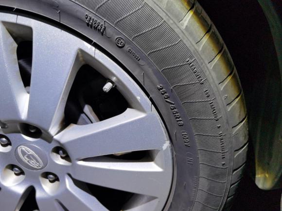 [无锡·苏B] 二手斯巴鲁驰鹏2008款 3.6R