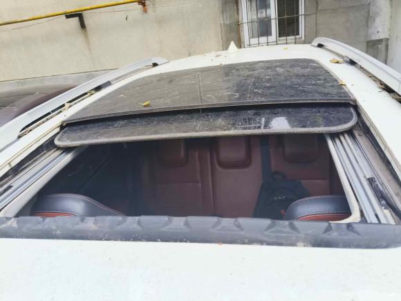 [成都·川K] 二手北汽幻速北汽幻速S32016款 S3L 1.5L 手动尊贵型