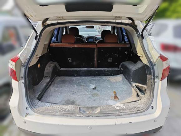 [济南·鲁A] 二手启辰启辰T702015款 2.0L 手动睿趣版