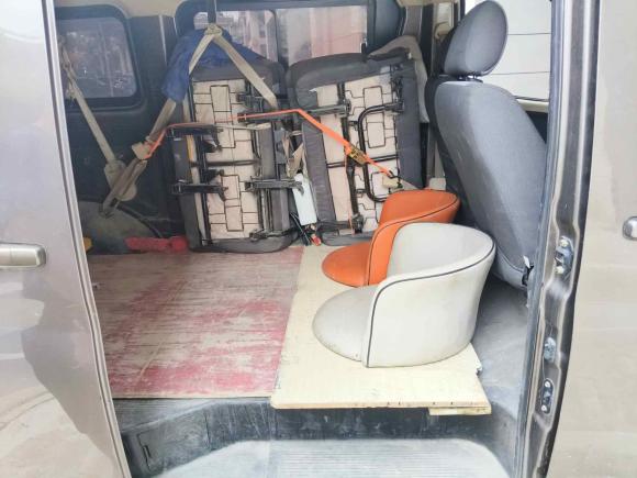 [武汉·鄂A] 二手长安凯程长安睿行M802018款 1.5L舒适型平顶背掀门4G15S