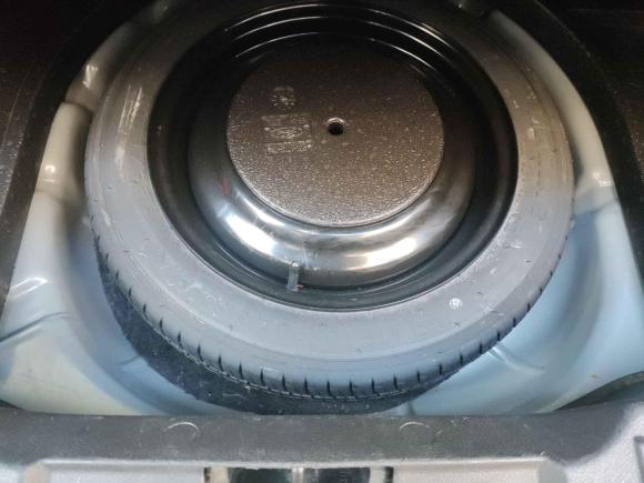 [武汉·鄂A] 二手福特福克斯2012款 三厢 1.6L 自动风尚型