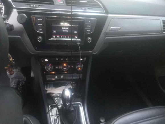 [深圳·粤A] 二手大众途安2016款 途安L 280TSI DSG舒适版