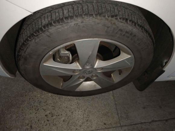 [深圳·粤B] 二手现代朗动2012款 1.6L 自动时尚型