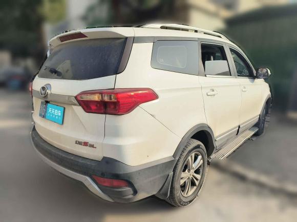 [义乌·浙G] 二手北汽幻速北汽幻速S32016款 S3L 1.5L 手动尊享型