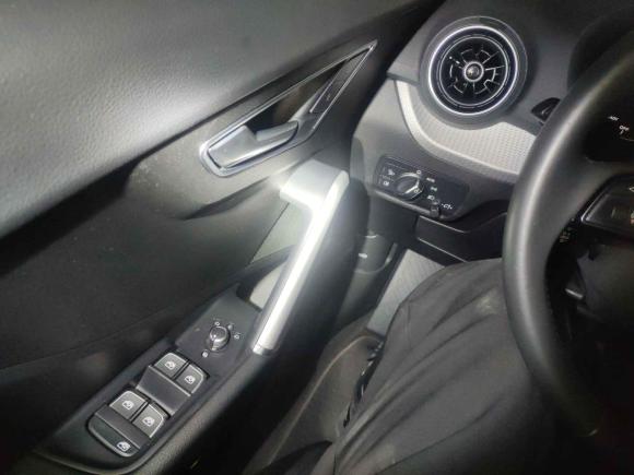 [武汉·鄂A] 二手奥迪奥迪Q2L2021款 35 TFSI 进取动感型