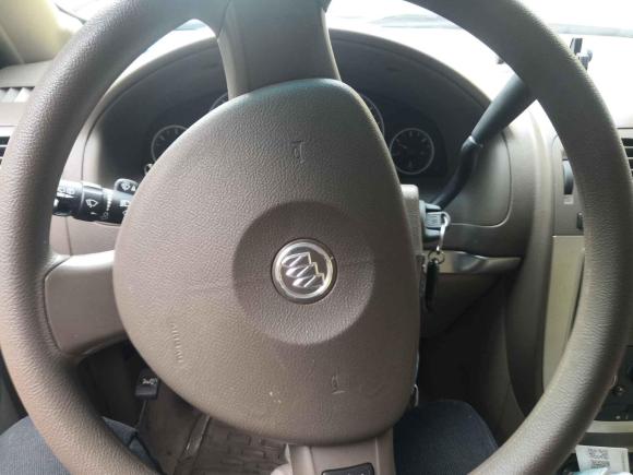 [无锡·苏B] 二手别克别克GL82013款 2.4L 舒适版