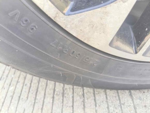 [成都·川A] 二手广汽传祺传祺GS42015款 200T 手动精英版