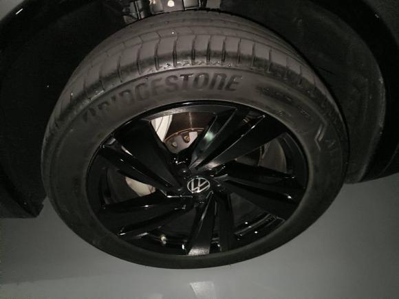 [深圳·粤S] 二手大众途锐2023款 3.0TSI 锐享版 经典运动套装