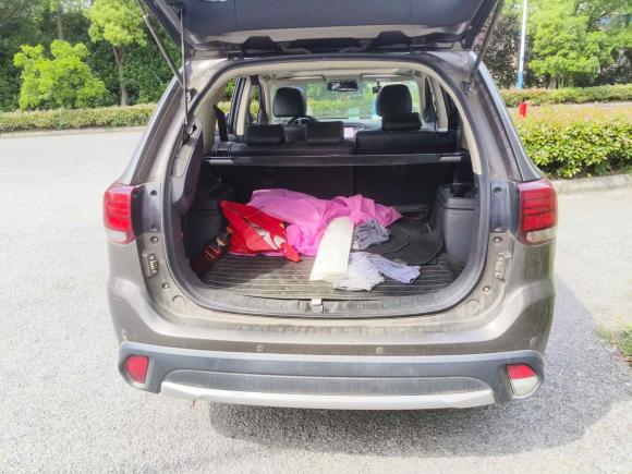 [苏州·苏U] 二手三菱欧蓝德2016款 2.4L 四驱精英版 5座