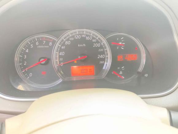 [武汉·鄂A] 二手日产天籁2010款 2.5L XL周年纪念版