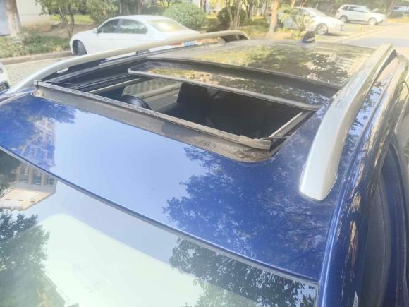 [武汉·鄂A] 二手Jeep自由光2016款 2.0L 优越版