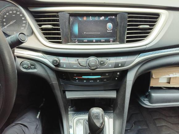 [上海·沪B] 二手别克英朗2015款 15N 自动豪华型