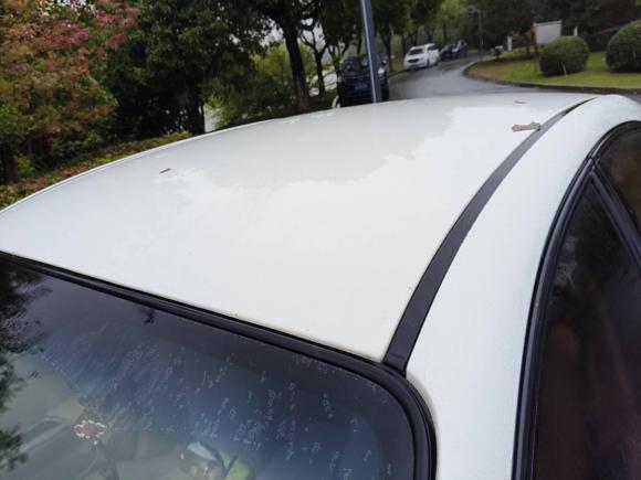 [苏州·苏E] 二手别克凯越2013款 1.5L 自动经典型