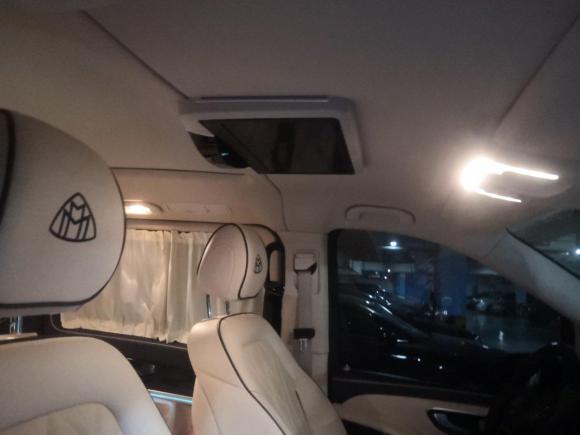 [成都·川A] 二手奔驰奔驰V级2018款 V 260 L 尊贵加长版 国VI