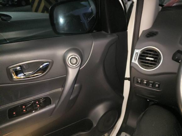 [上海·沪A] 二手雷诺科雷傲2014款 2.0L 两驱舒适版