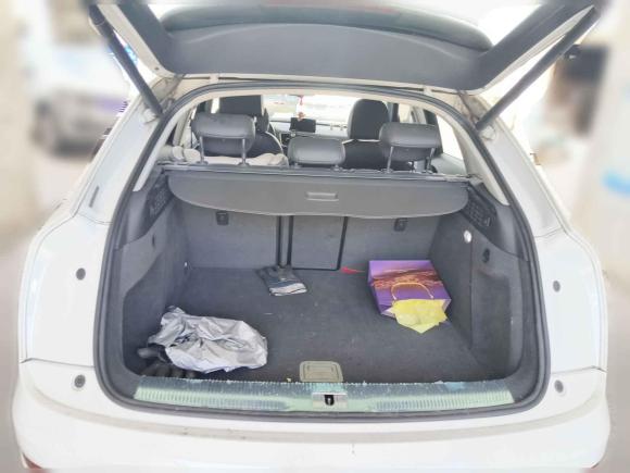 [无锡·苏B] 二手奥迪奥迪Q32017款 30 TFSI 时尚型