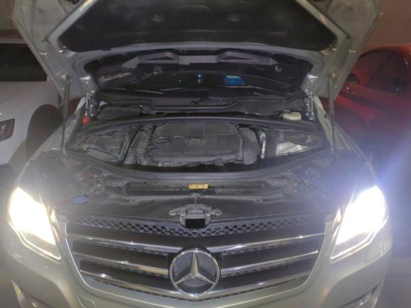 [上海·沪A] 二手奔驰奔驰R级2011款 R 350 L 4MATIC