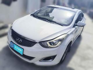 现代朗动2016款 1.6L 手动尊贵型