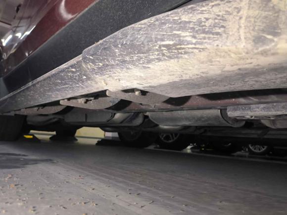 [上海·粤B] 二手凯迪拉克凯迪拉克SRX2010款 3.0L 旗舰版