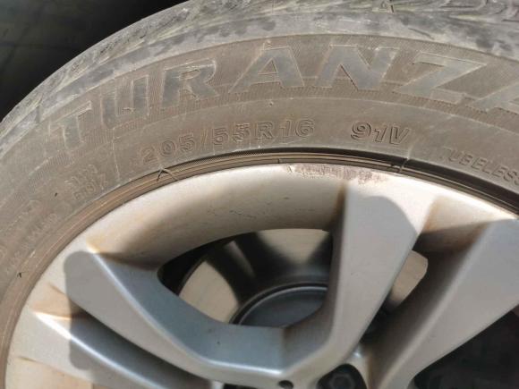 [广州·粤R] 二手宝马宝马3系2012款 318i领先型