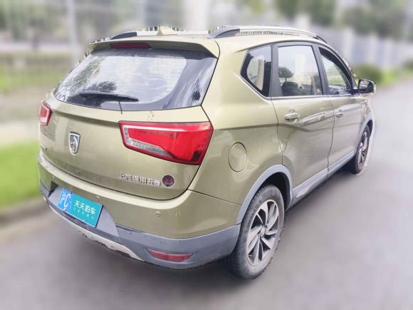 [上海·沪C] 二手宝骏宝骏5602015款 1.8L 手动豪华型