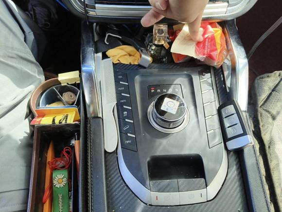 [南通·苏F] 二手众泰众泰T7002017款 1.8T 双离合尊贵型