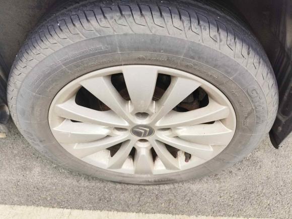 [南昌·赣A] 二手雪铁龙世嘉2013款 三厢 1.6L 自动品尚型