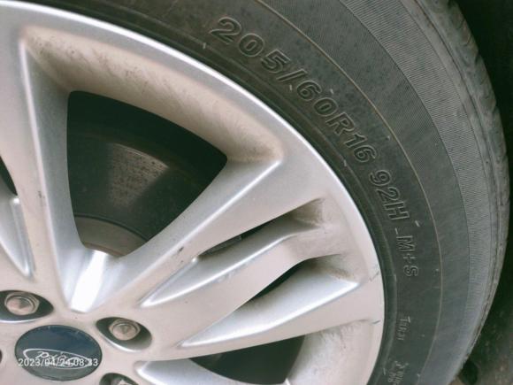 [上海·沪C] 二手福特福克斯2012款 三厢 1.6L 自动舒适型