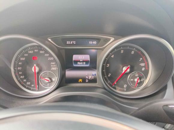 [南昌·赣A] 二手奔驰奔驰GLA2018款 GLA 220 4MATIC 运动型