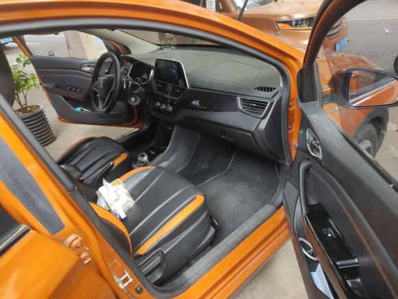 [广州·粤A] 二手宝骏宝骏3102017款 1.5L 自动豪华型