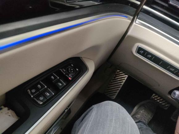 [成都·川A] 二手众泰众泰T7002017款 1.8T 双离合尊贵型