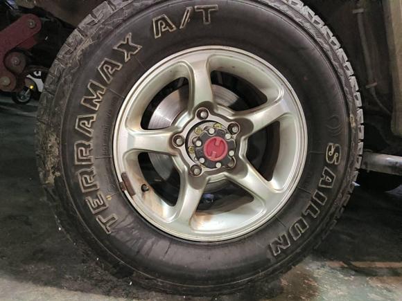 [南京·苏A] 二手BAW北汽制造212经典2016款 2.0L 三角门 四驱豪华型 国V