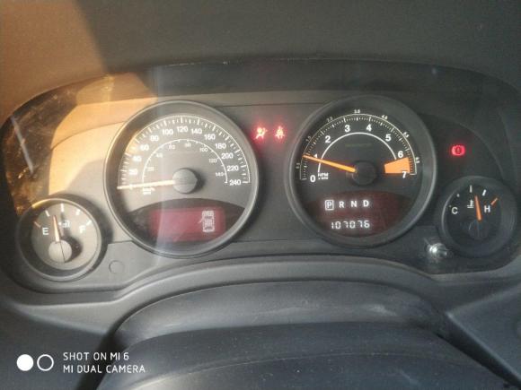 [台州·浙J] 二手Jeep指南者2014款 改款 2.0L 两驱进取版