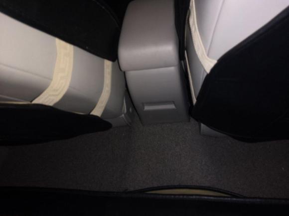 [上海·沪L] 二手北汽新能源北汽新能源EV2015款 EV160 轻快版