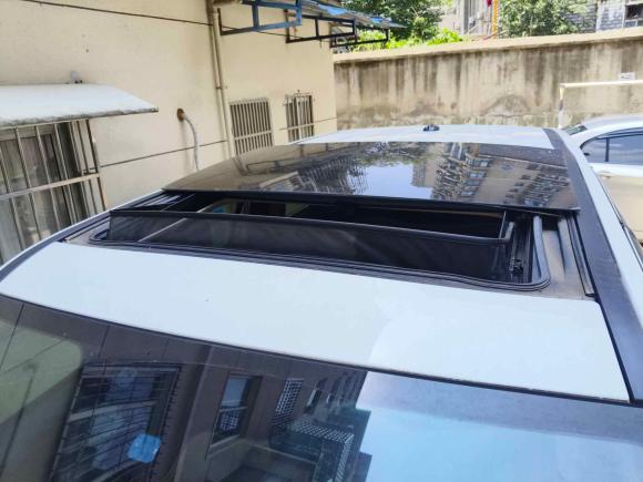 [武汉·鄂A] 二手路虎神行者22015款 2.2T SD4 XS典藏版