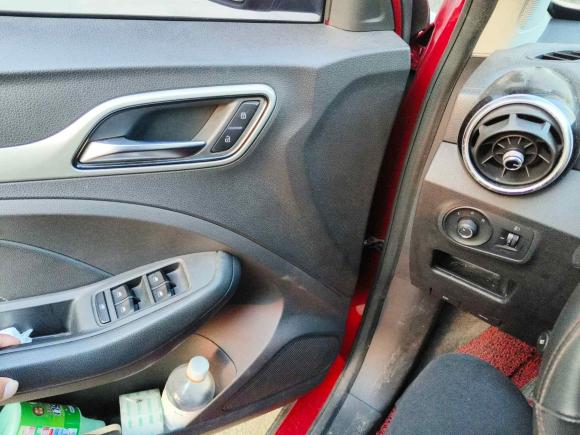 [上海·浙A] 二手名爵名爵ZS2017款 1.5L 自动豪华版