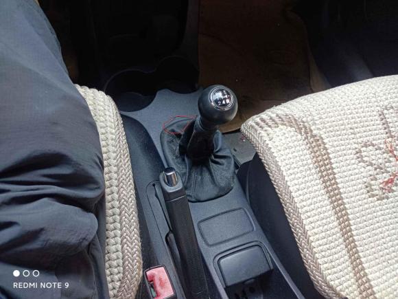 [武汉·鄂A] 二手起亚狮跑2009款 2.0L 手动两驱版GLS