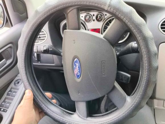 [芜湖·皖B] 二手福特福克斯2013款 两厢经典 1.8L 手动基本型