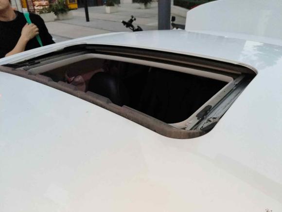 [成都·川A] 二手荣威荣威i52019款 1.5L 自动4G互联朗豪版