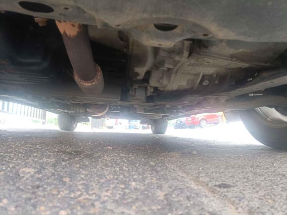 [青岛·鲁U] 二手比亚迪比亚迪M62015款 2.4L 自动尊贵版