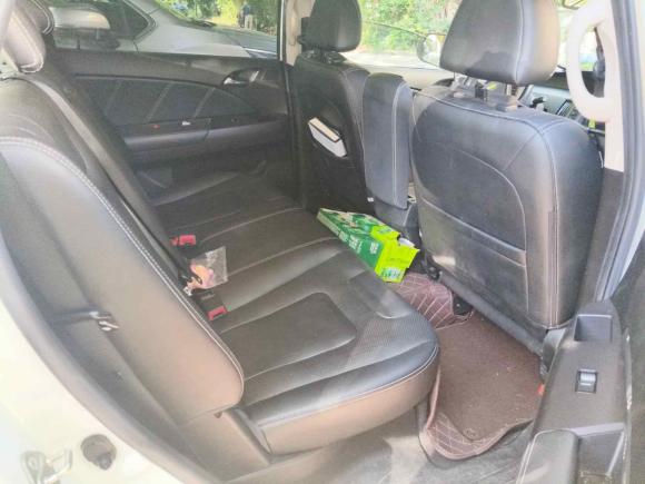 [北京·京N] 二手比亚迪比亚迪e62016款 400 尊贵版