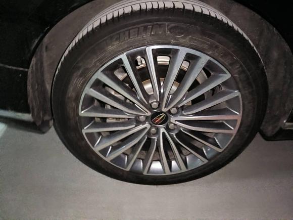 [南通·苏F] 二手红旗红旗H92022款 2.0T 智联旗畅版