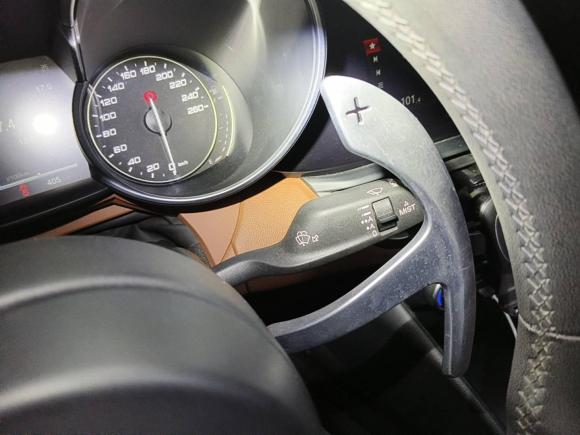 [武汉·鄂A] 二手阿尔法·罗密欧Giulia朱丽叶2017款 2.0T 280HP 豪华版