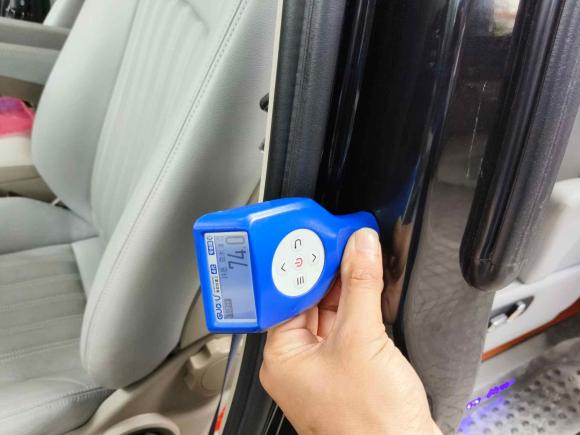 [广州·粤G] 二手奔驰唯雅诺2012款 2.5L 舒适版