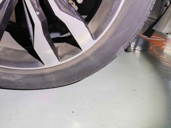 [武汉·鄂A] 二手大众途观L2021款 330TSI 自动两驱R-Line越享版