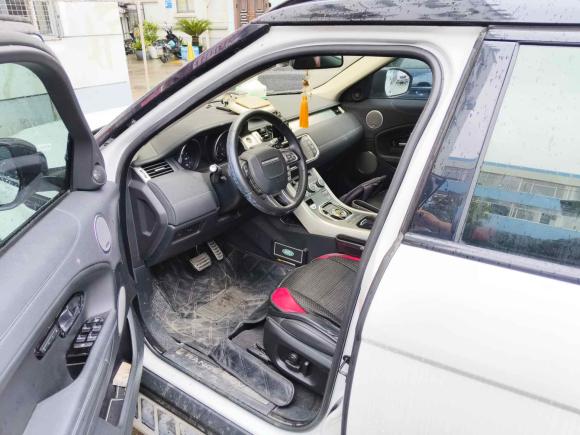 [上海·鄂A] 二手路虎揽胜极光2016款 2.0T SE PLUS 智享版