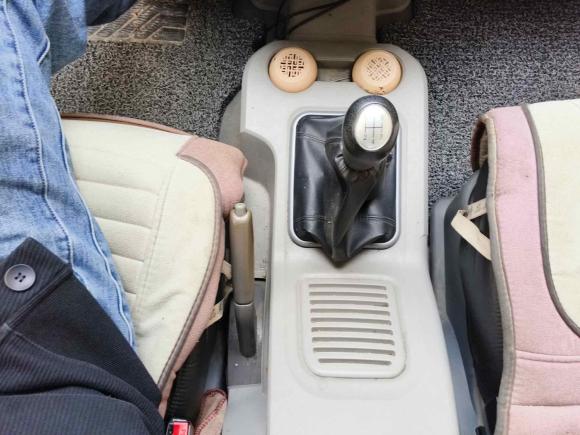 [南京·苏A] 二手东风风行菱智2013款 M3 1.6L 7座舒适型