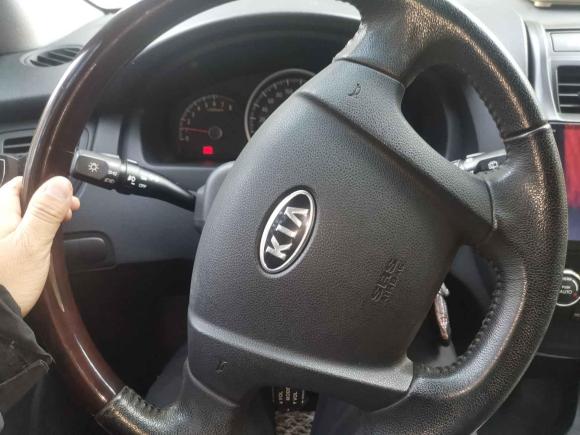 [武汉·鄂A] 二手起亚狮跑2009款 2.0L 手动两驱版GLS