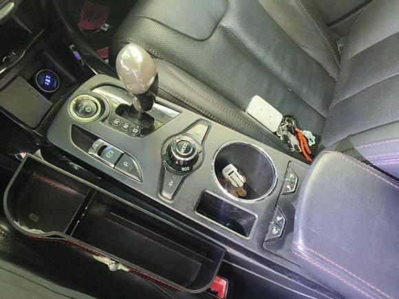 [上海·沪E] 二手比亚迪秦新能源2014款 1.5T 酷黑骑士旗舰型