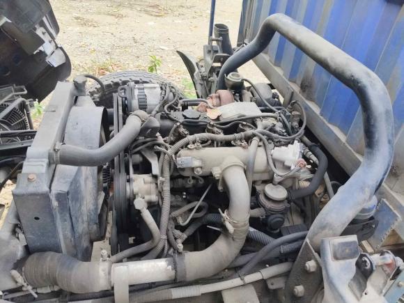 [佛山·粤A] 二手金杯金杯金卡S22024款 1.6L 手动单排3.05米货厢后单轮舒享型SWJ16